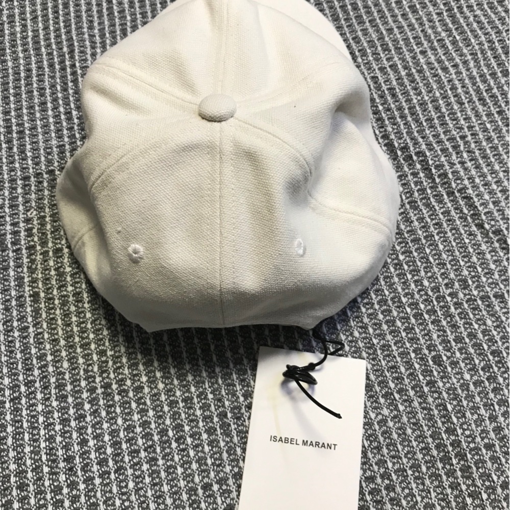 Isabel Marant Cream Cap with Red Emblem - Picture 4 of 4